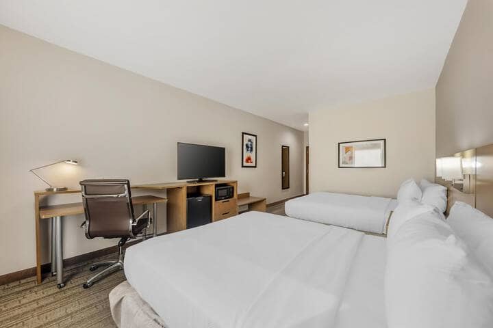 Room 3 of 36