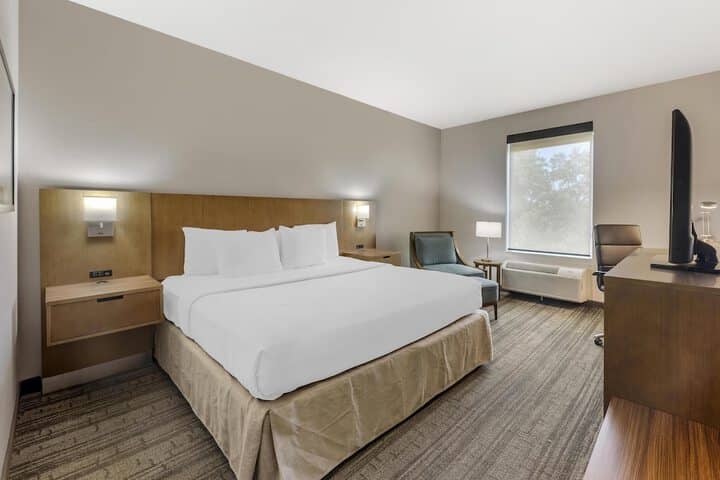 Room 20 of 36